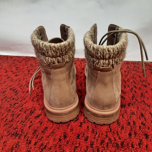 Amore Mia Ranie Ankle Lace Up Women's Boots Sweater Knitted Trim Tan Size 9M - Picture 3 of 15